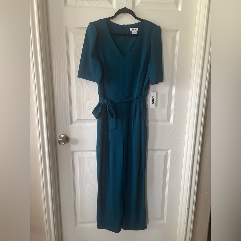 Dkny V Neck Short Sleeve Teal Jumpsuit Size 14
